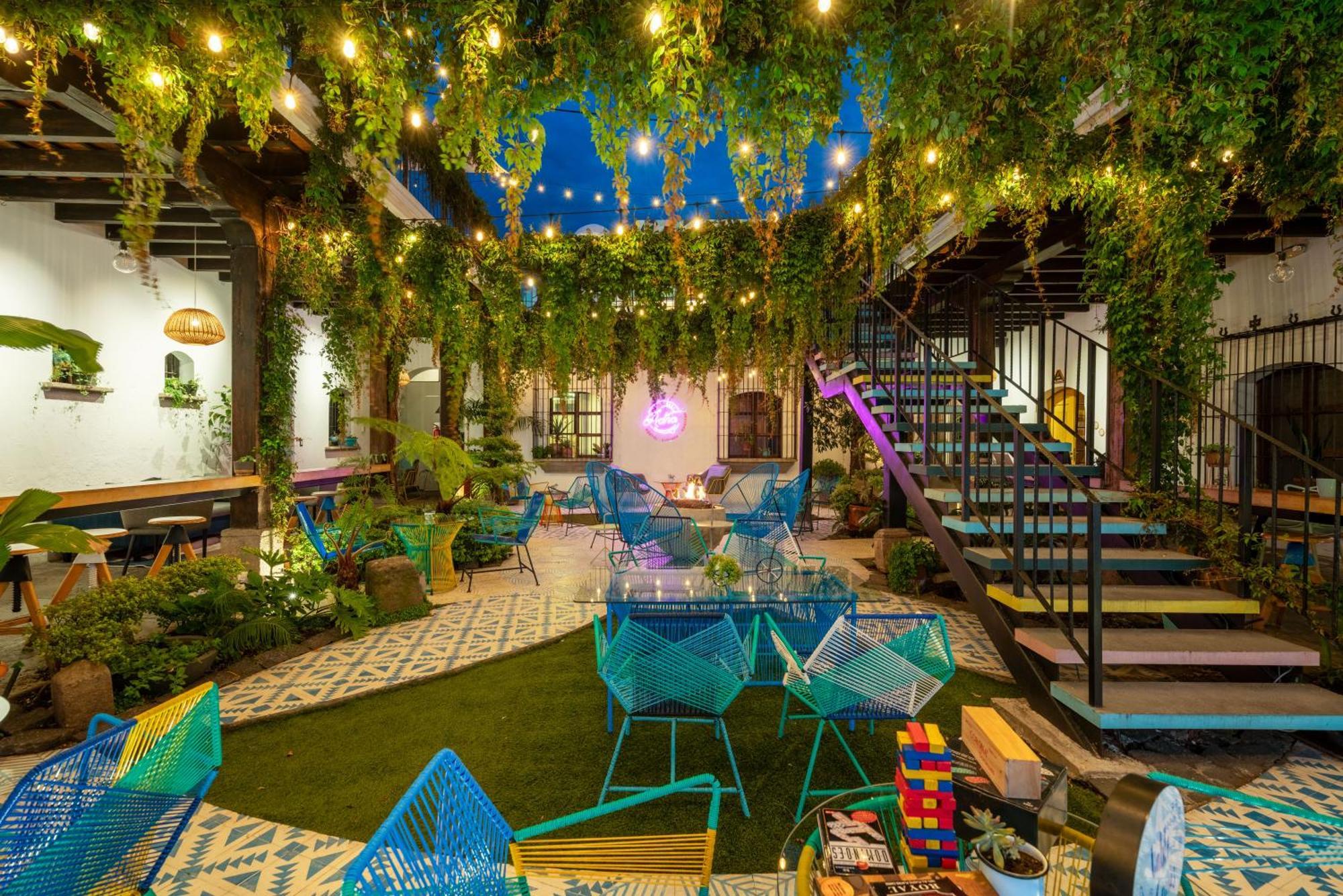 アドラ ホステル アンティグア・グアテマラ エクステリア 写真 The Garden at the Hotel Indigo, San Francisco